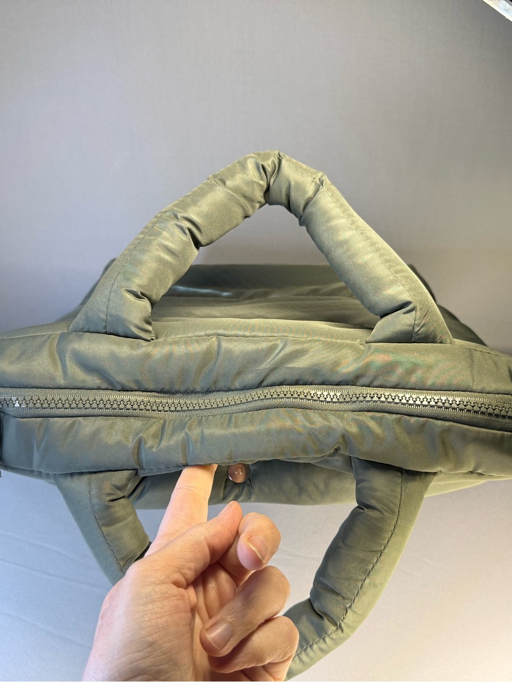Wilo Quilted Puffer Shoulder Bag in Sage Green - Picture 6 of 10